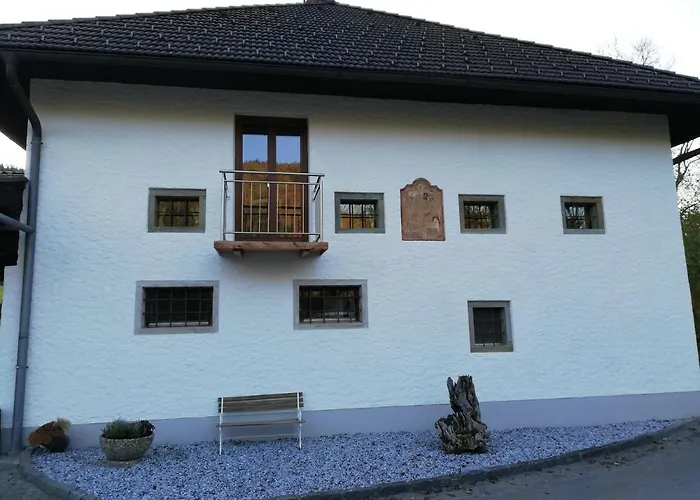 Hoamatleuchten アパート Pettenbach